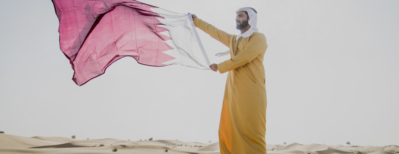Muslim in Qatar desert