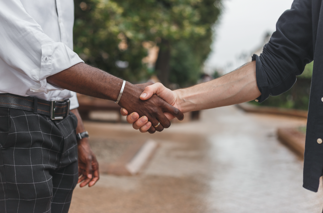 hand shake