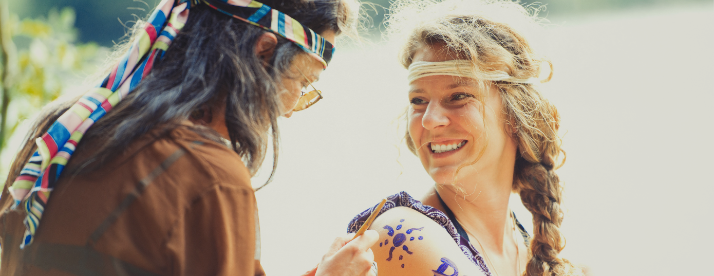 two hippies on a movie