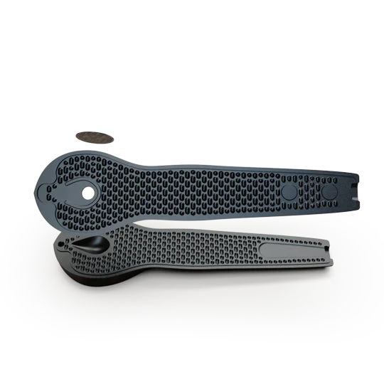 trozos de tubo KOL abiertos y separados sin fondo