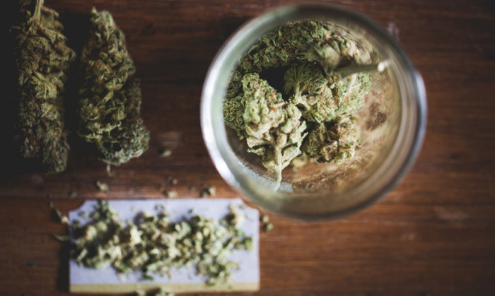 Materials to roll a slow burning joint