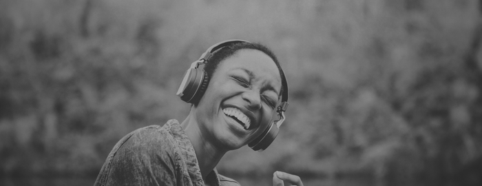 woman hearing music