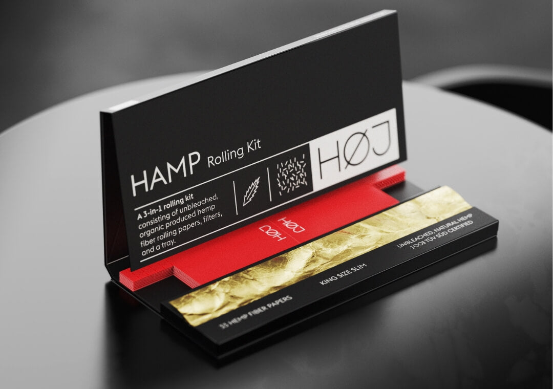 hemp rolling papers kit with red filters and gold leaf